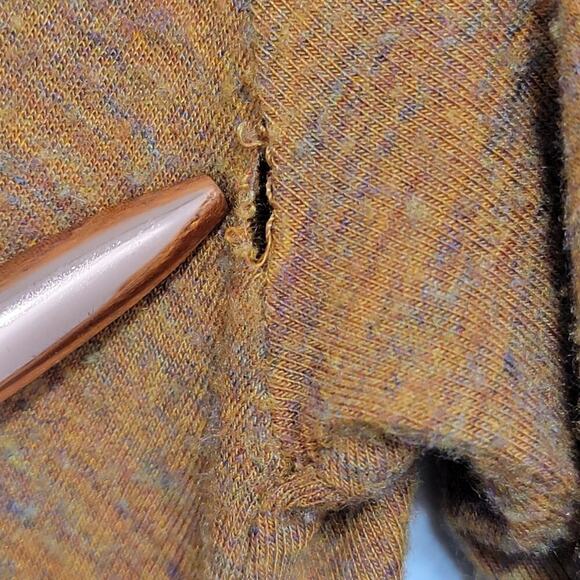 American Eagle Sharkbite Turtleneck Small Top Loungewear *minor flaw* 532 - Picture 5 of 12